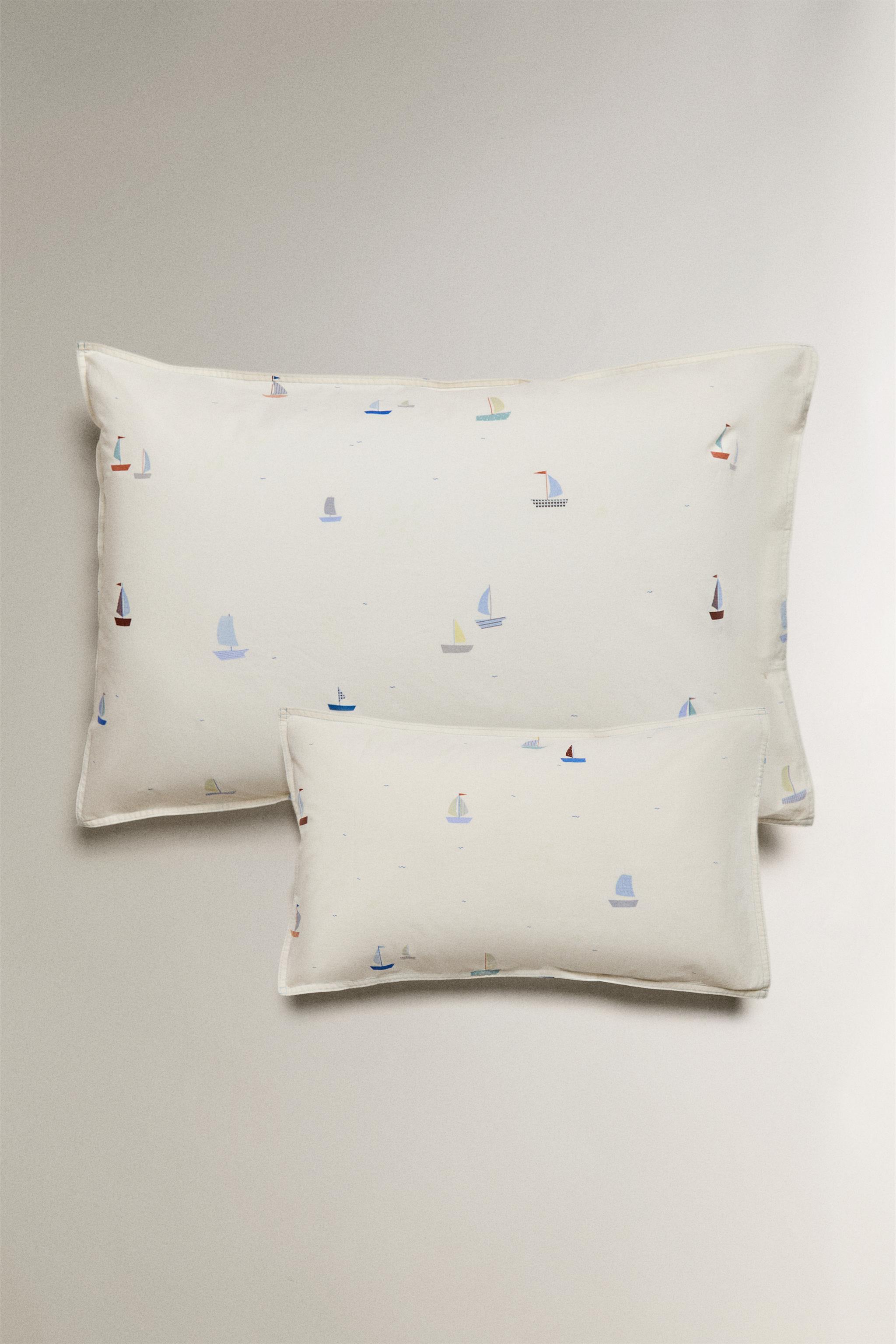 KIDS' COTTON SAILBOAT PILLOWCASE